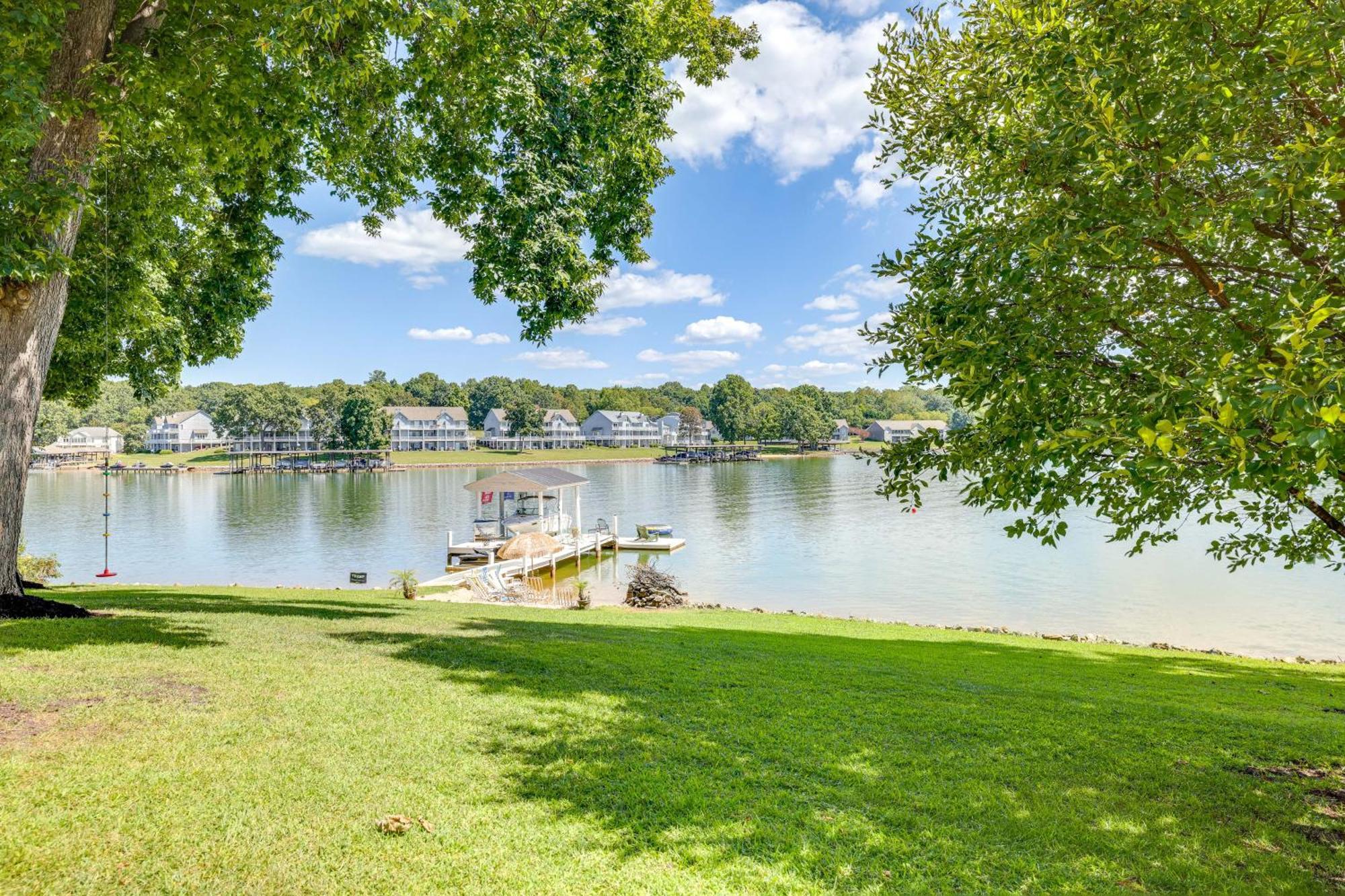 Smith Mountain Lake Retreat With Private Beach! Huddleston Exteriér fotografie